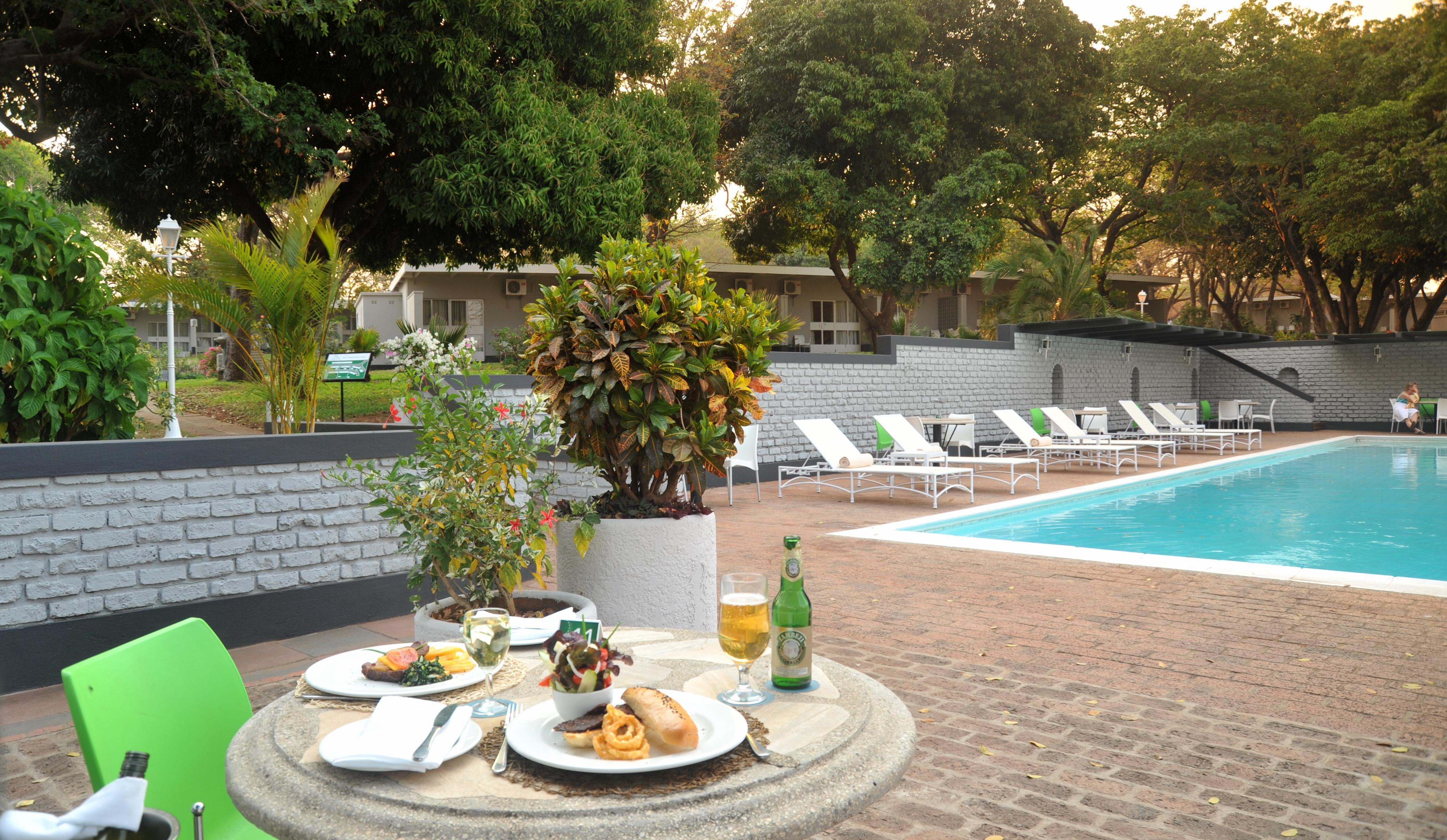 Cresta Sprayview Victoria Falls Exterior foto