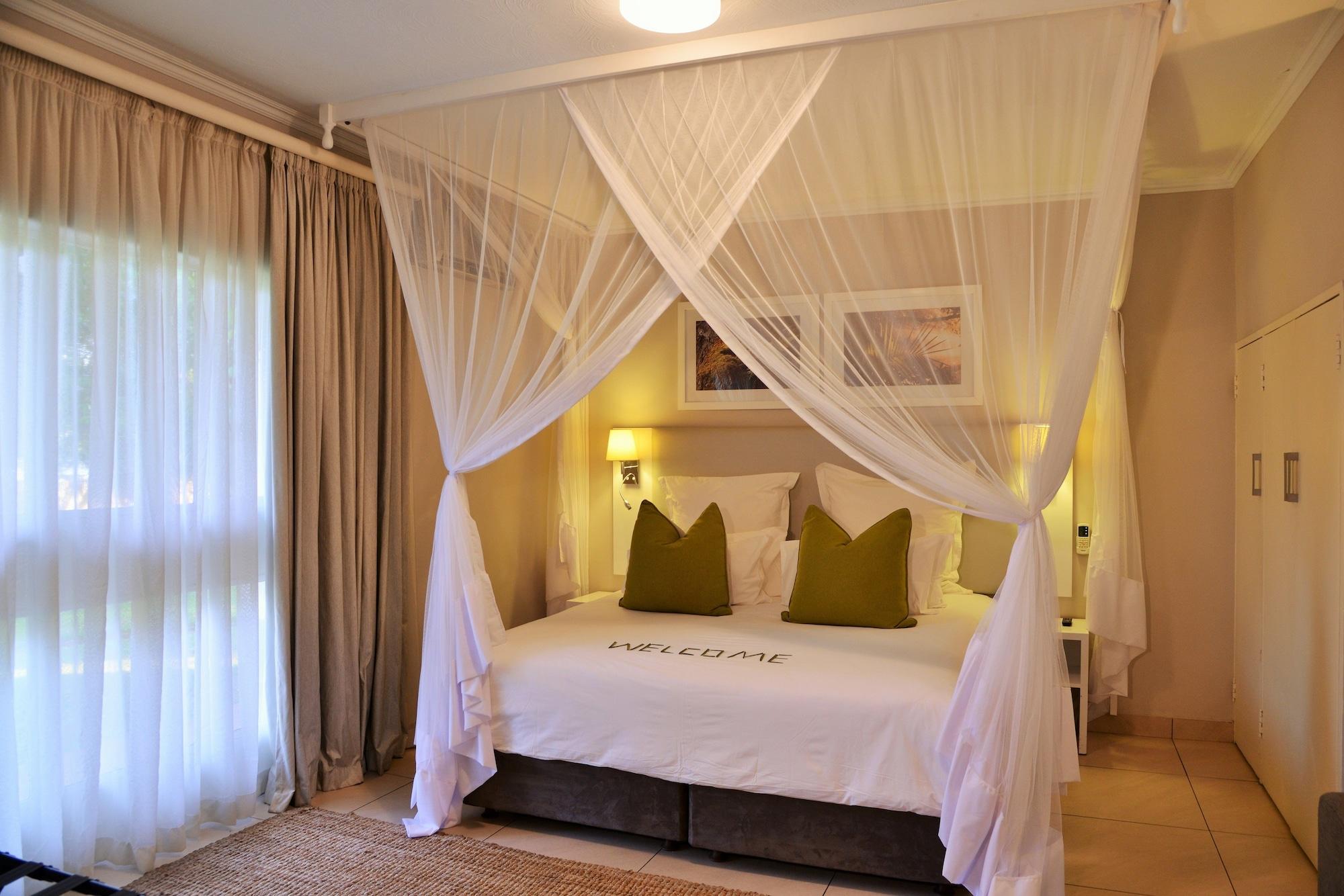 Cresta Sprayview Victoria Falls Exterior foto