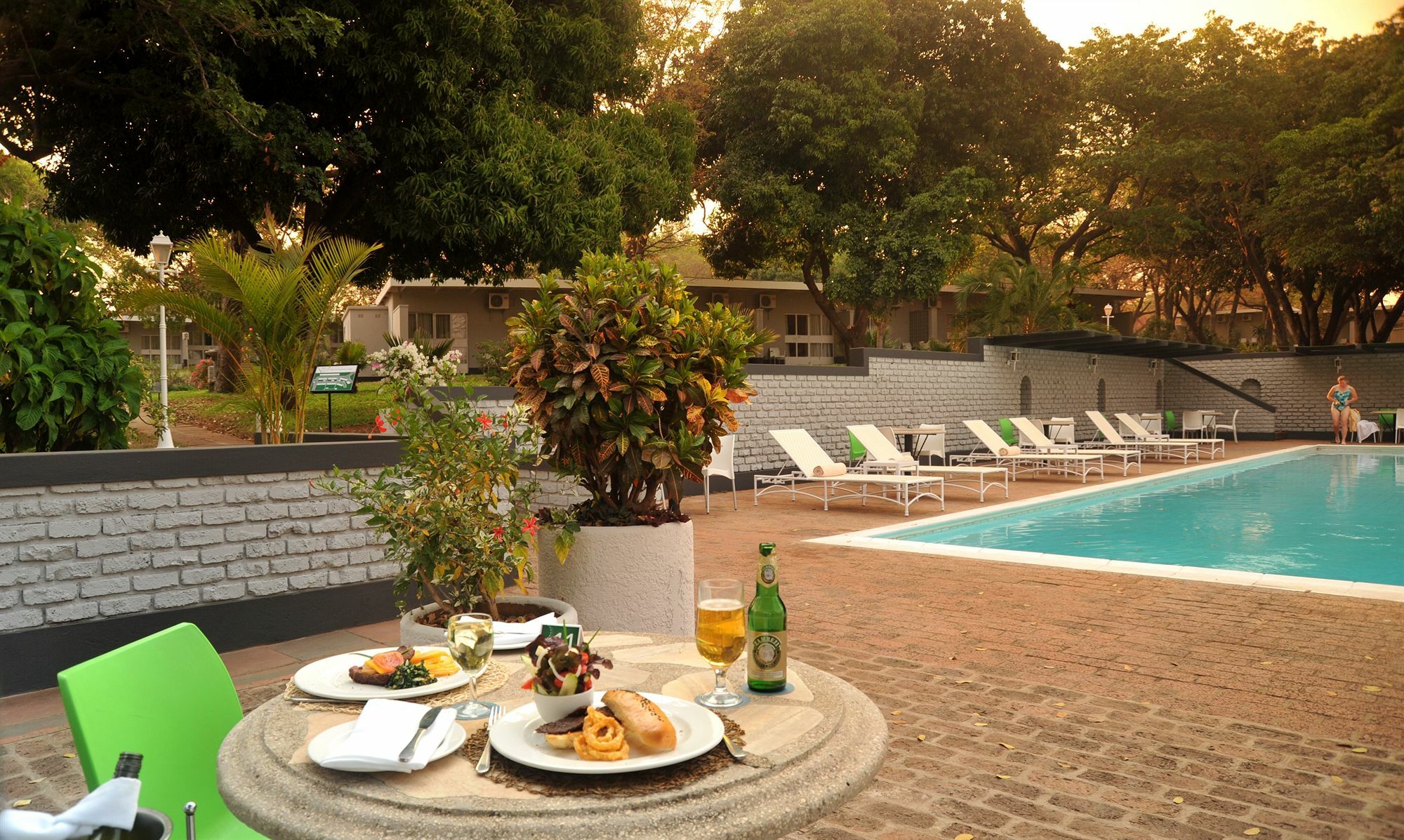 Cresta Sprayview Victoria Falls Exterior foto